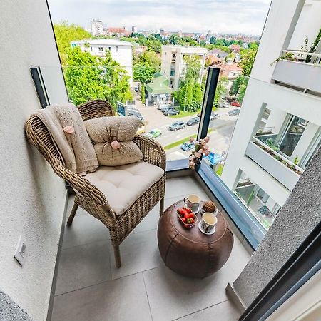 Apartmani Alexandar15 Novi Sad Buitenkant foto