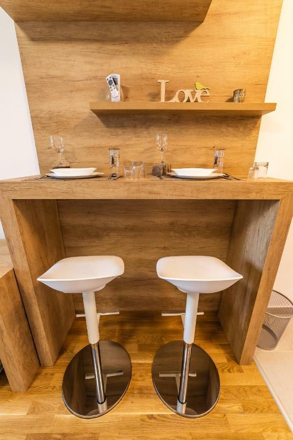Apartmani Alexandar15 Novi Sad Buitenkant foto