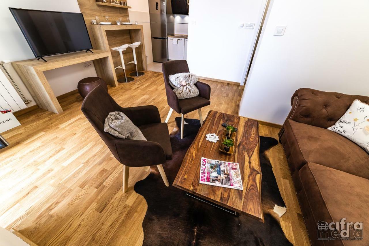Apartmani Alexandar15 Novi Sad Buitenkant foto